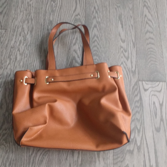 Faux leather bag by Kenneth Cole reaction 🍀 - Picture 4 of 8